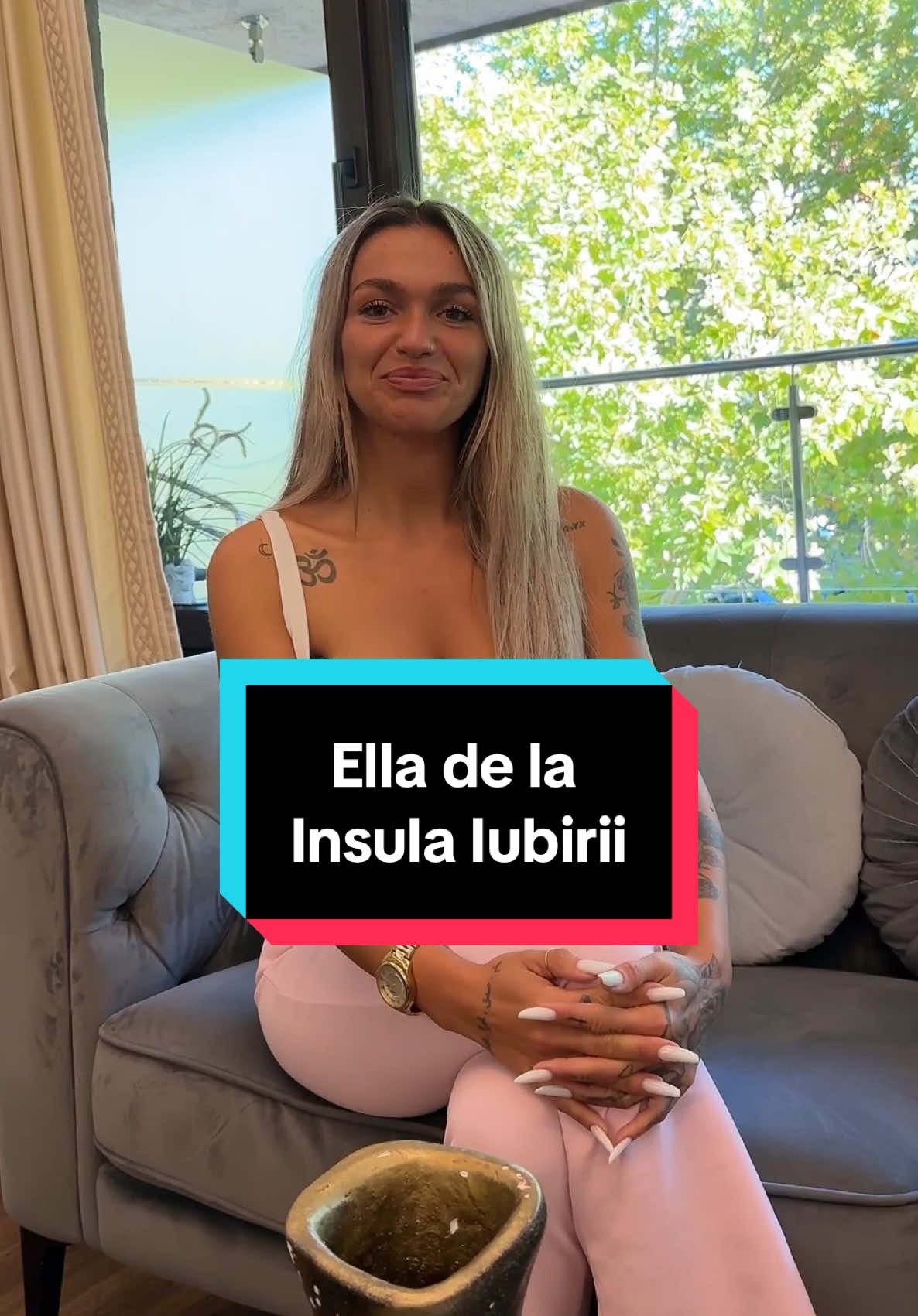 Fosta concurentă @Ella Visan|Social Media Expert  de la Insula Iubirii a avut încredere în noi pentru a-i oferi schimbarea pe care și-o dorea!  💬Scrie-ne în comentarii dacă și tu aștepți cu nerăbdare rezultatul! 😍 #drdameh #implanturi #clinica #operation #insulaiubirii 