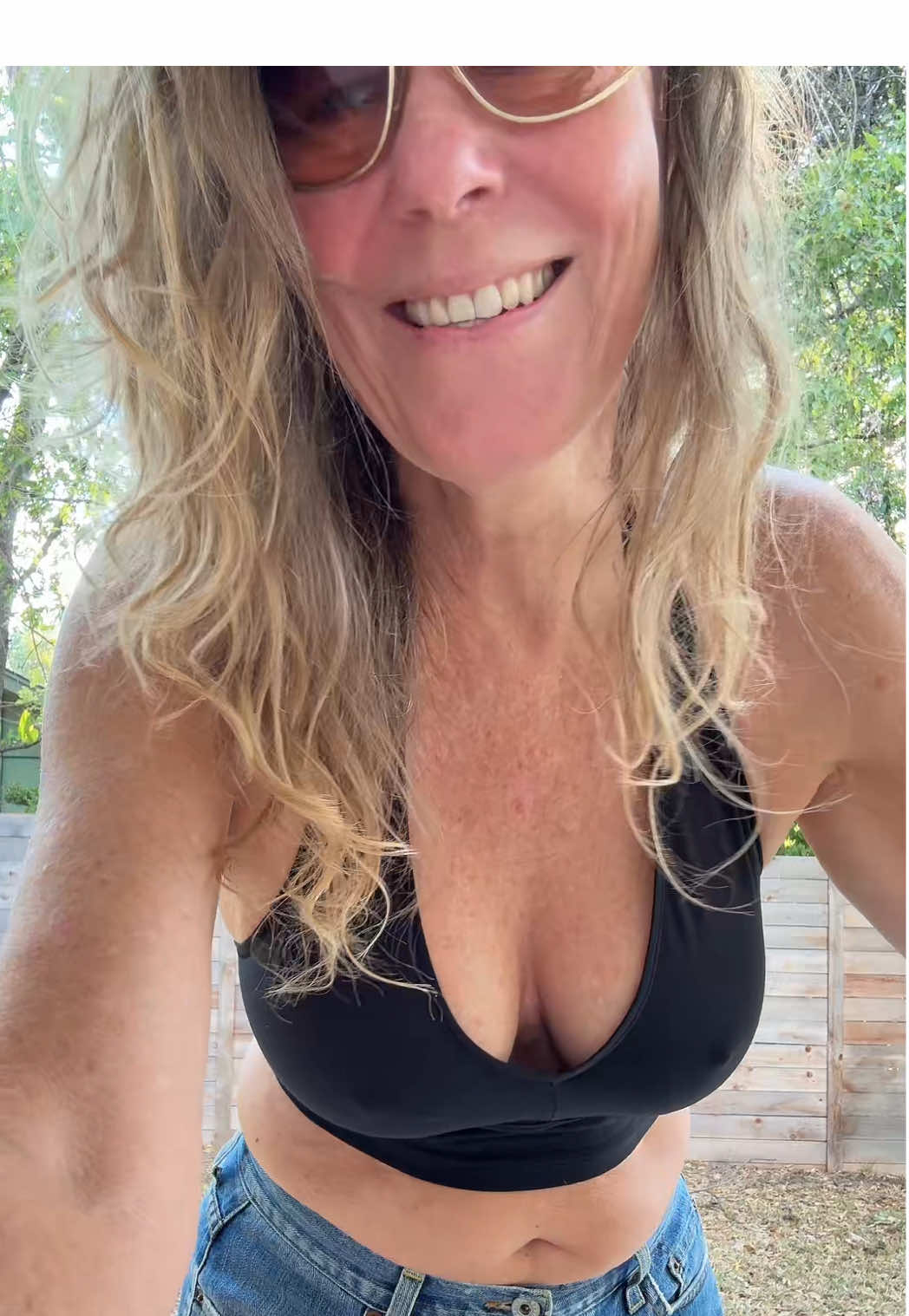 Good morning☀️ #jeans #womenover50 #genx #halter #agelessbeauty 