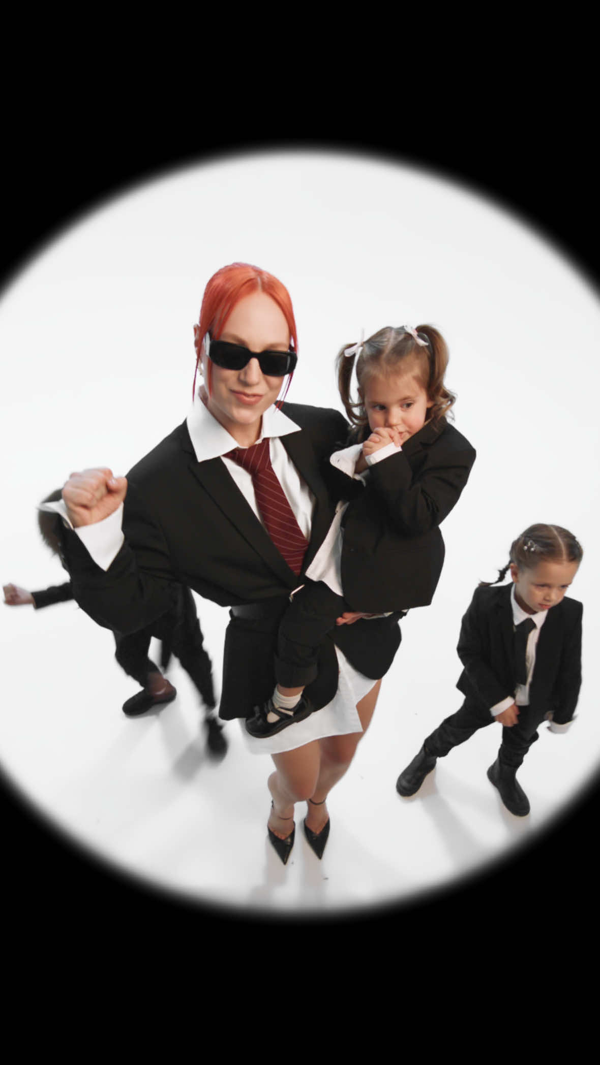 Відео DANCE, MAMA! вже у YouTube❤️‍🔥 дивіться, залишайте коментарі та знімайте свої відео у тікток та рілс під пісню🫶🏻