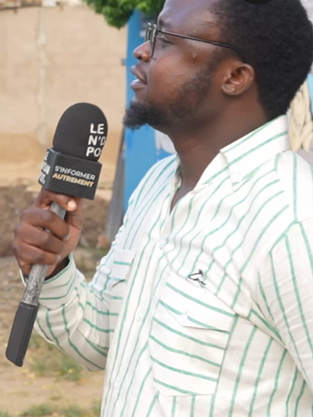 👉 Et si on vous lançait le défi de passer une semaine sans une goutte d’alcool ? 🎤 Street Voice : Que signifie pour vous l’expression « prendre un pot-de-vin » ? 🤔 Si vous étiez né il y a 10 ans, quel âge auriez-vous aujourd’hui ? Willy, micro à la main et une bonne dose de malice 😏, est allé poser ces questions dans la rue. Résultat : des réponses qui font sourire, réfléchir… et parfois même grincer des dents !