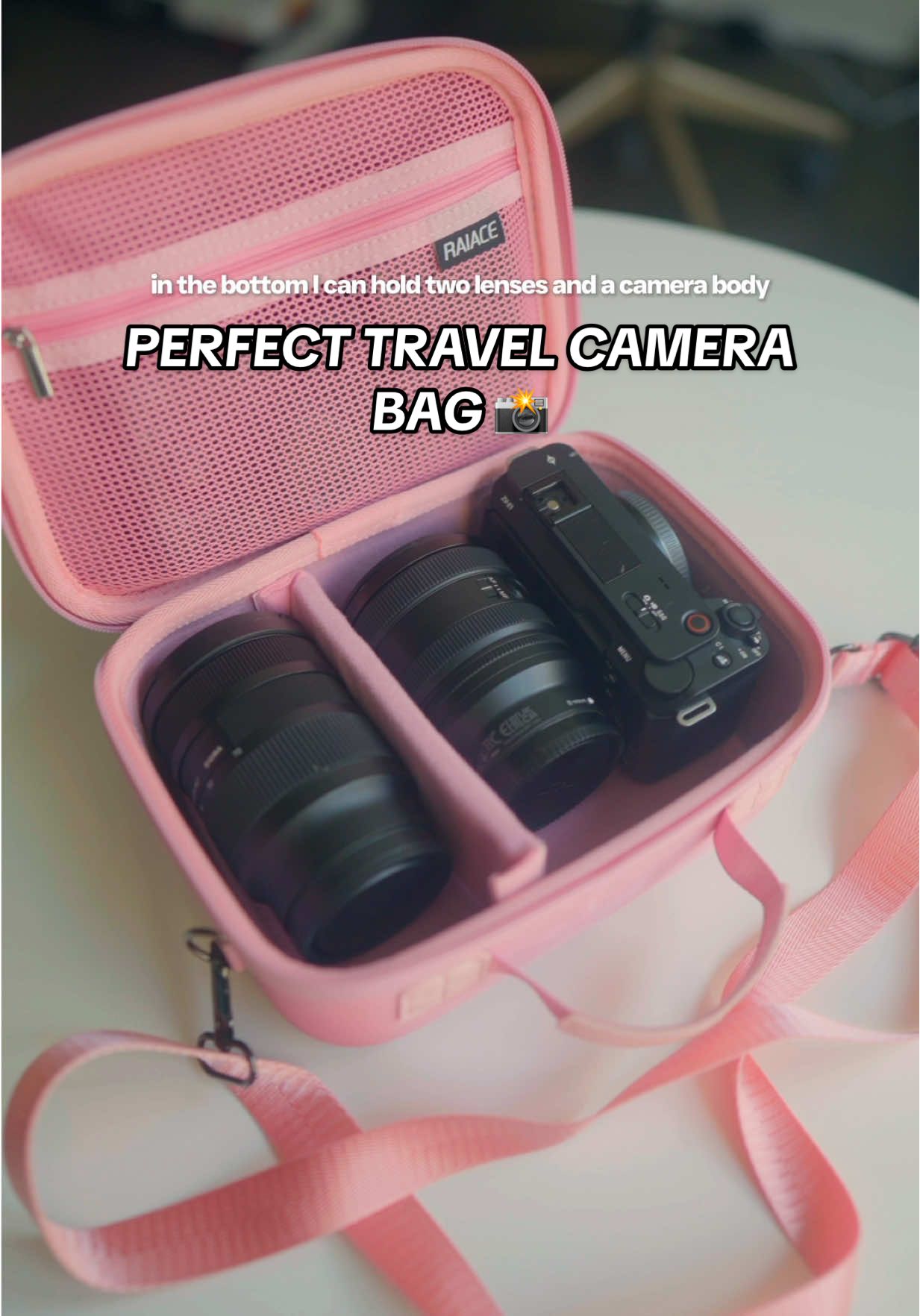 👋🏾 Hiiiiii friends, okay let’s talk about this camera bag/case I got off @amazon a few weeks back! I’ve been needing something exactly like this and It was the best $26 I’ve spent in awhile! Idk how yall carry yall camera buuuut this works for blog cameras, little lights, mics etc, and the inserts make this more customizable!!  💭 What yall think?? Worth it?? 🔗 in my bio 