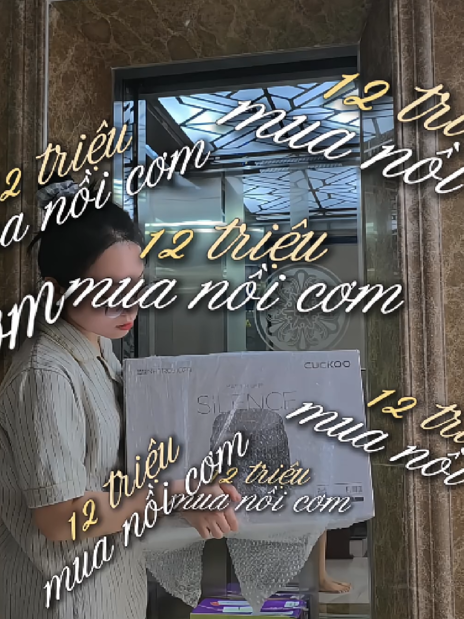 Món quà 12 triệu từ chồng 😅 Không phải iPhone mới, mà là nồi cơm Cuckoo MasterChef Silence. ⏱️ Nấu nhanh 12 phút – 🤫 Chạy êm ru – 🍚 Cơm tơi dẻo Bạn thấy 12 triệu cho một chiếc nồi cơm này có đáng để chi không?  #unbox #reviewdungcu #noicomdien #cuckoo #lydaydaily