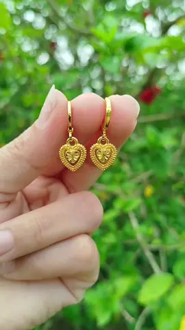 Bông tai nữ nhẹ nhàng thanh lịch, đi làm đi chơi đều hợp nhé chị em. #bongtaidep  #khuyentaixinh  #bongtai  #trangsucnu  #phukiennu  @Phụ kiện  68 @Phụ kiện  68 