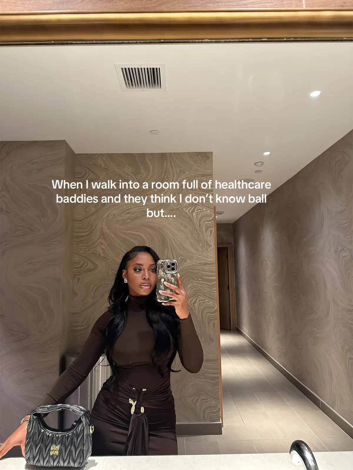 🤭 #studentphysician #rntomd #nurse #registerednurse #foryoupage #fyp #ernurse #iknowball 