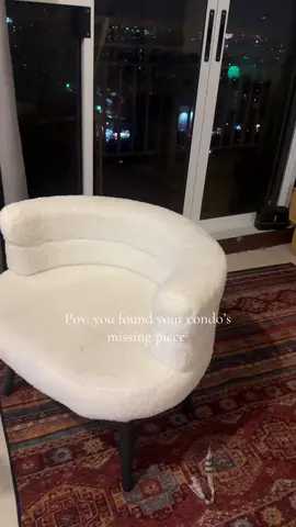 Nordic style accent chair | White aesthetic chair | #whitechair #nordicchair #accentchair #pyf 