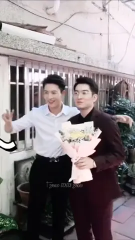 Đang kiếm ảnh Tinh Khâu thì vô tình tui lướt trúng video này nè mấy mom☺ con thề là con chỉ vô tình lướt thấy thôi mami phải tin con😔 ngt tag baba um sùm ở bển kìa😆 #abodesire #desire4 #xingqiu #qiudingjie #fyp 