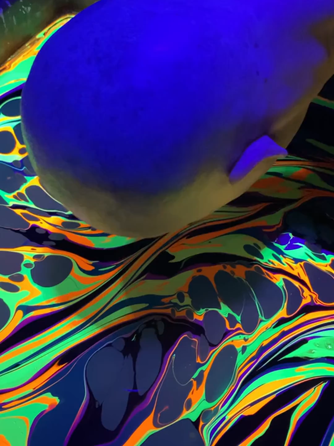 Blacklight Head Marbling Dip #HydroDipArt #HydroDipping #ArtTok #FYP #ForYou #ViralVideo