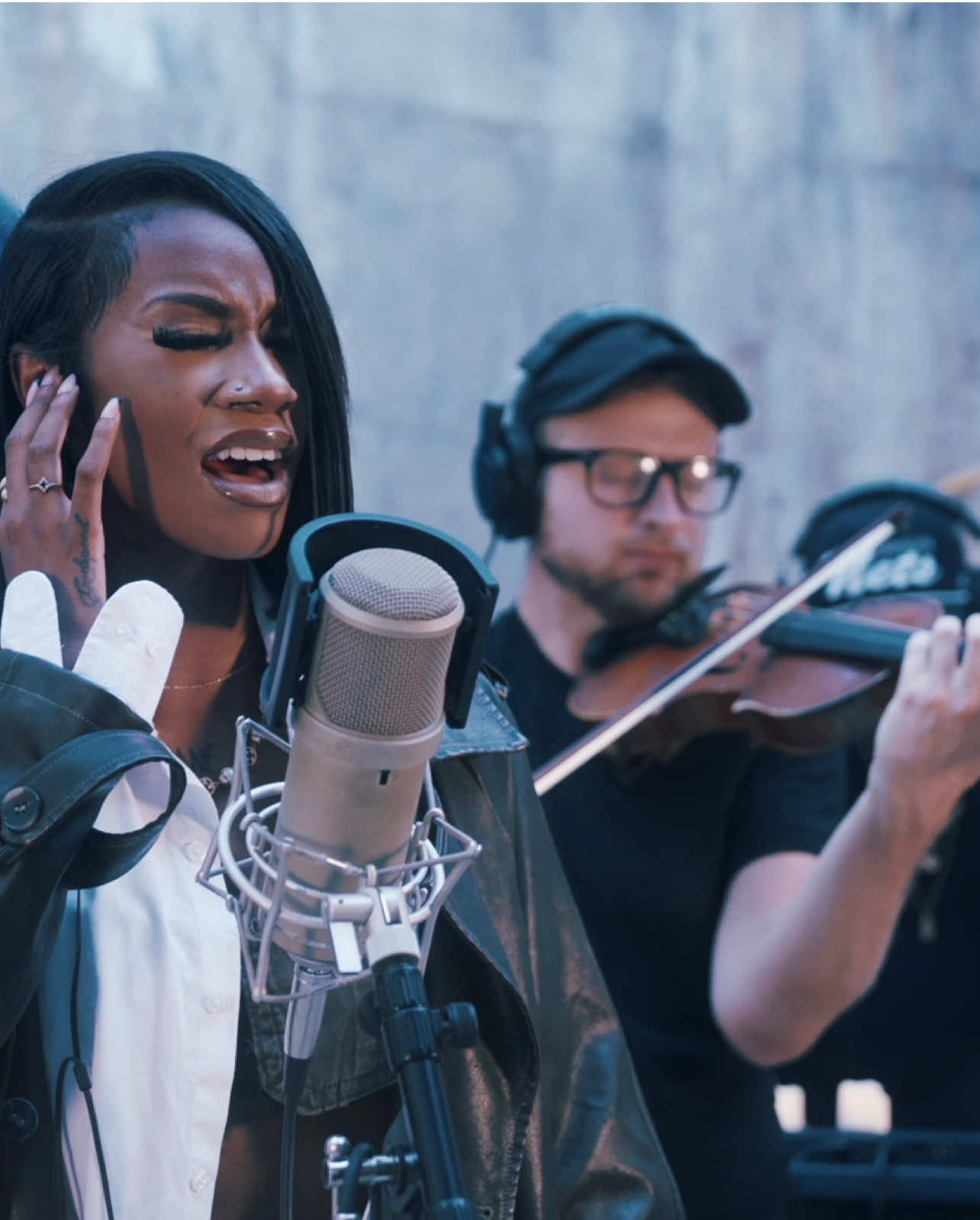 “W.A.Y.S” - ANÉ (Live Version with Bar4Bar TV) @Bar4Bar.TV 💫 #livemusic #violin #rnb 