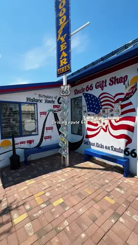 Road trip route 66 ⛽️🇺🇸🤩 #route66 #usaroadtrip #historicroute66 #seligman #kingman 