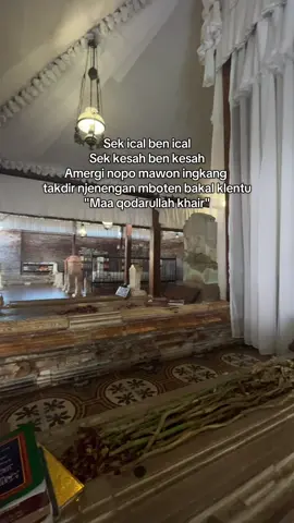 Yang hilang biarlah hilang, yg pergi biarlah pergi, karna apa saja yg engkau takdirkan ga bakal keliru 🫂 #selfreminder 