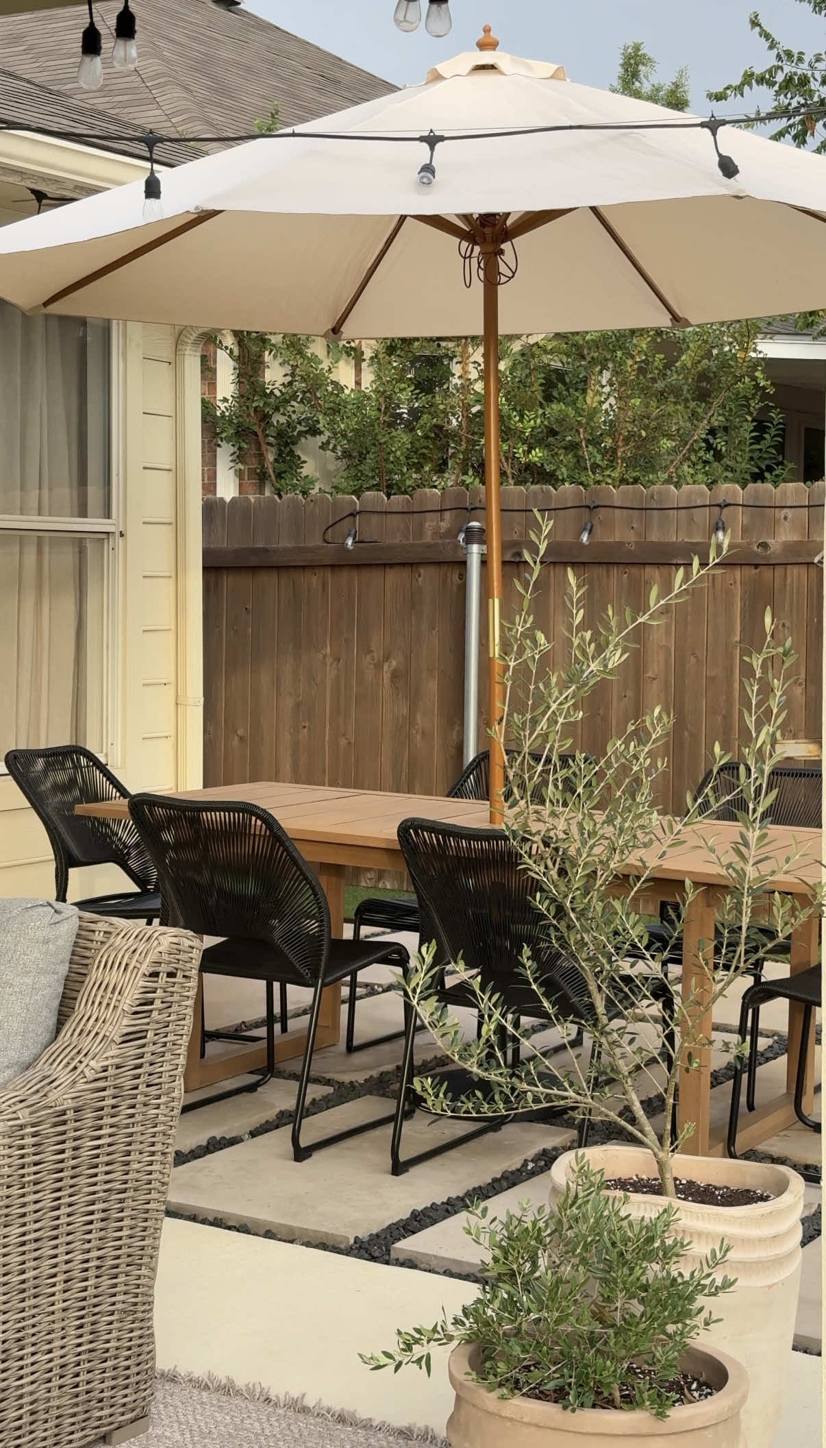 Budget-friendly patio refresh 🌿  I wanted to create a Mediterranean-inspired outdoor space and found almost everything at Walmart, Target and World Market! Proof you don’t need a huge budget to elevate your space  #homedecor #outdoorfurniture #betterhomesandgardens  #outdoorliving #homedesign 