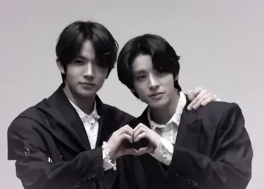 the concept of them fixing each others hair then getting shy after… for @vi heh #heejake #heeseung #jake #edit #enhypen scp kaeyuns