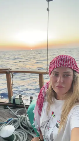 No sabemos si es nuestro último atardecer nos enfrentamos a lo peor…. Pero vamos con la idea firme de que estamos en el lado correcto ✔️ 