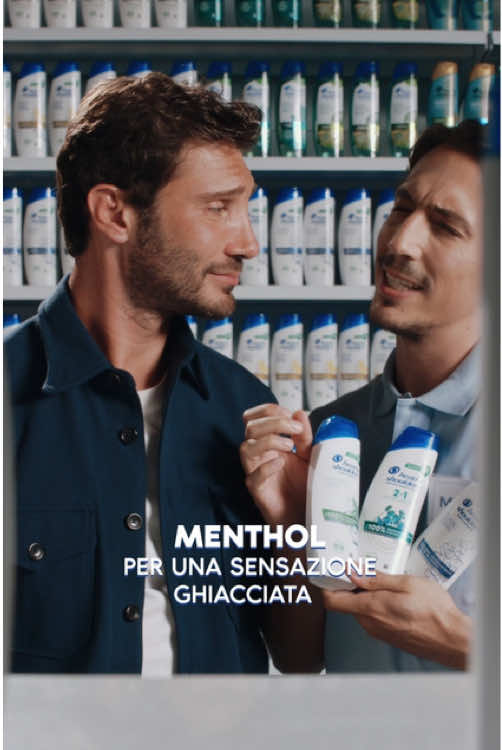E tu lo sapevi? Stefano ama i grandi classici, e tu quale #headandshoulders usi? #noncelho 