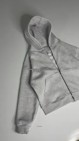 Any customization available - Low moq #swankyfactory #clothingmanufacturer #clothingfactory #ziphoodie #clothingbusiness 