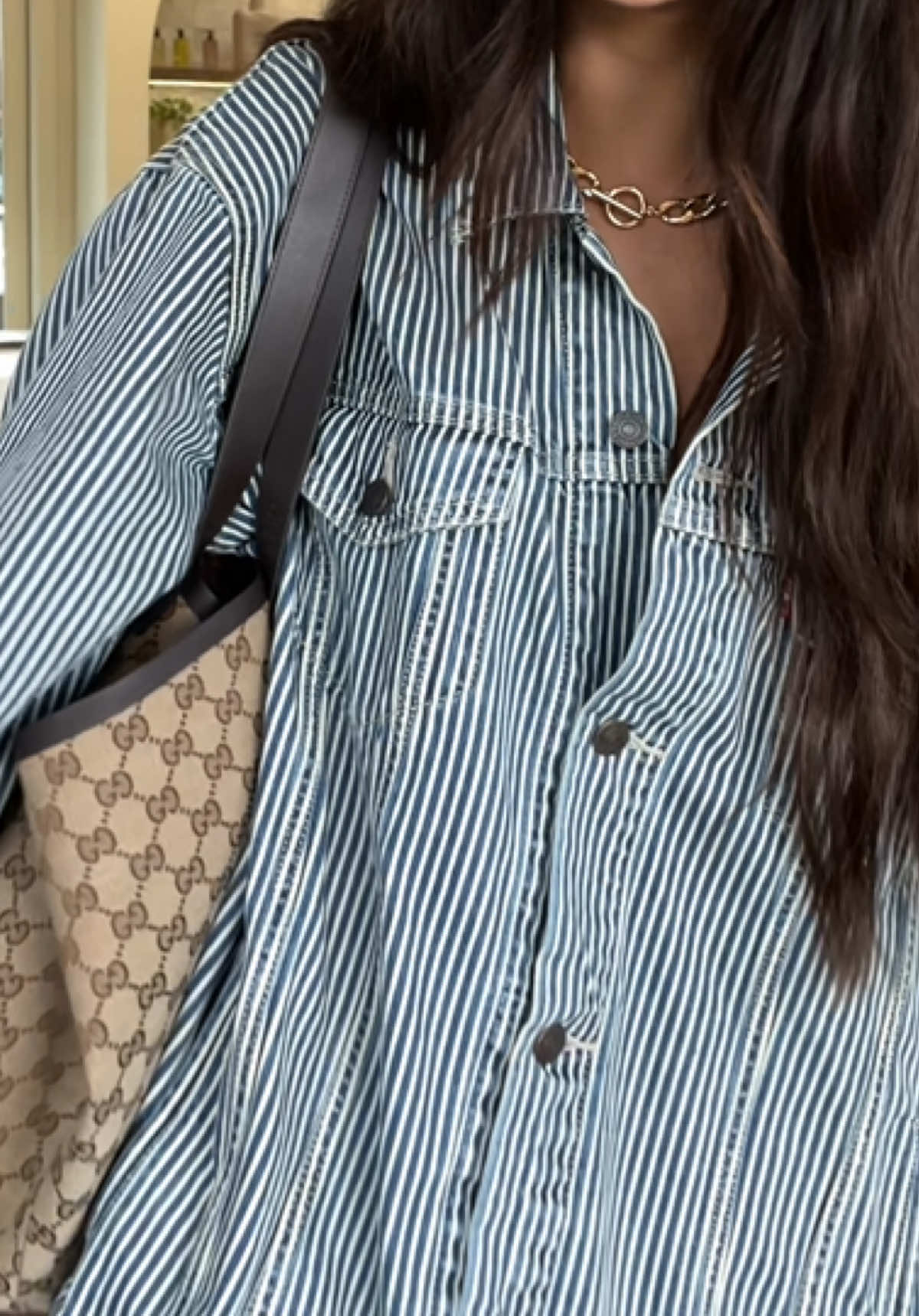 salon ootd 🥥 #OOTD #outfitoftheday #outfitinspo #outfitideas #hairstylistoutfits 