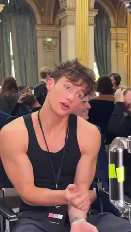 @bách is ready for #ledefilelorealparis coming soon ! #ledefilelorealparis #lorealparis #parisfashionweek 