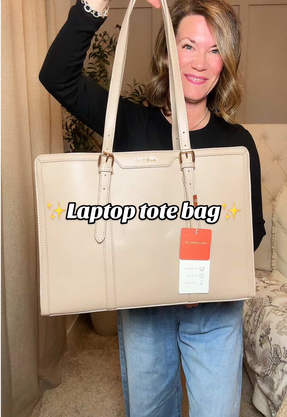 Super classy, great quality laptop tote bag! Comes in multiple colors! #laptopbags #totebags #totebagaesthetic #laptopbag #giftsforher 