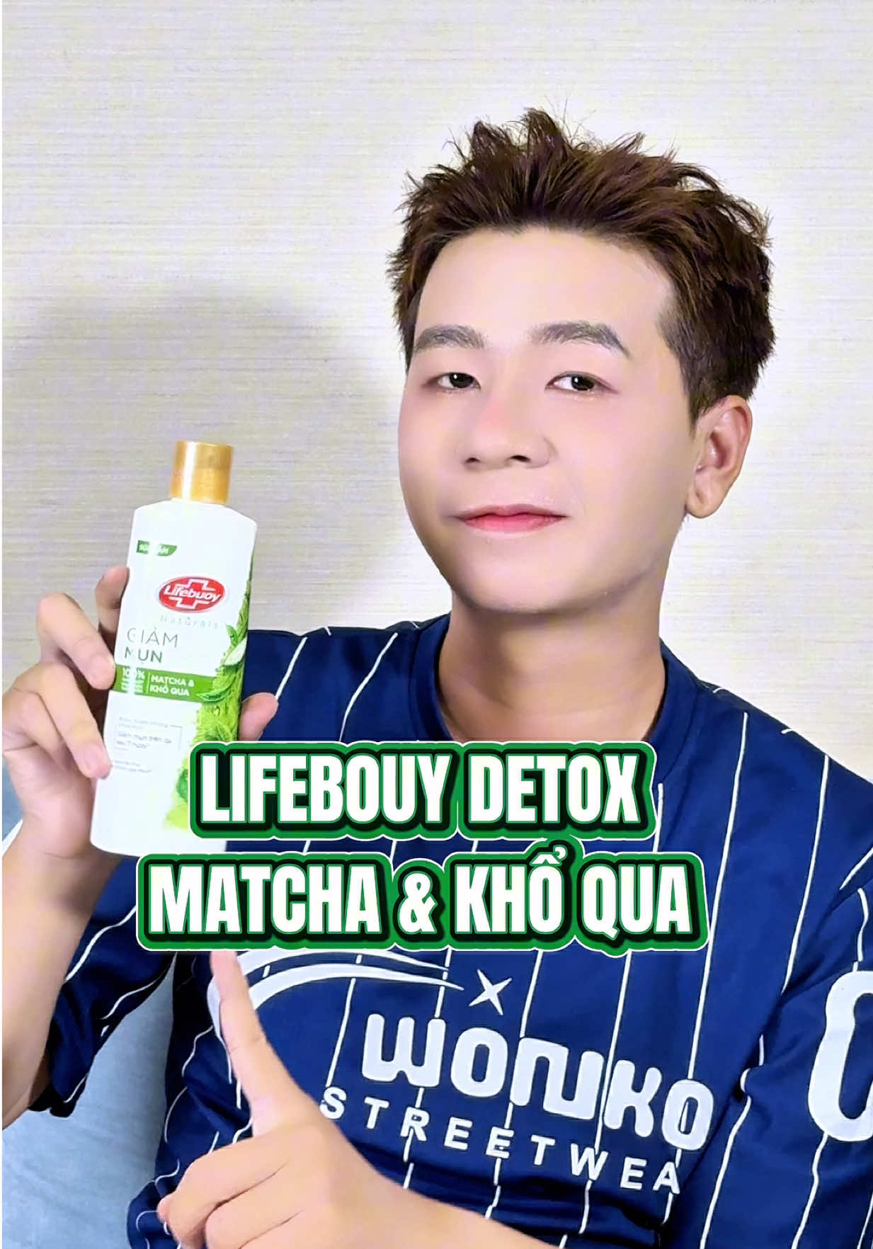 Phải công nhận là tui từ 1 đứa tự ti vì mụn lưng mà nay tui đã thoải mái đi biển đi tắm đi bơi. Mặc đồ cũng thấy tự tin hẳn á. Lifebouy matcha khổ qua mãi đỉnh nha #LearnOnTikTok #sinhthien810 #reviewlamdep #Lifebouy #goclamdep 