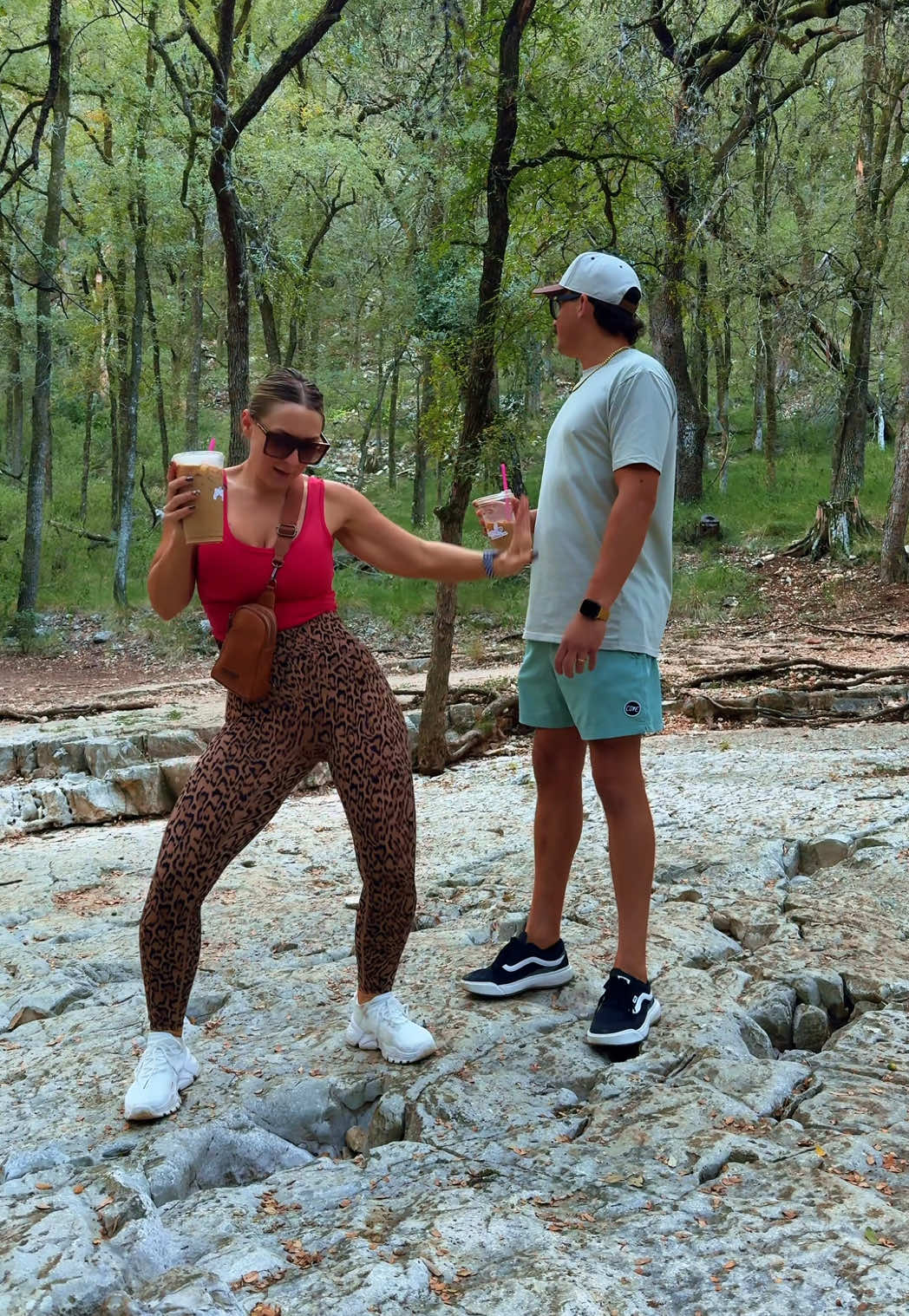 Monday mood 🤪 @Halara shop @Halara_official @Halara #leggings #halaratiktokshop #backtoschool #fitcheck #walking 