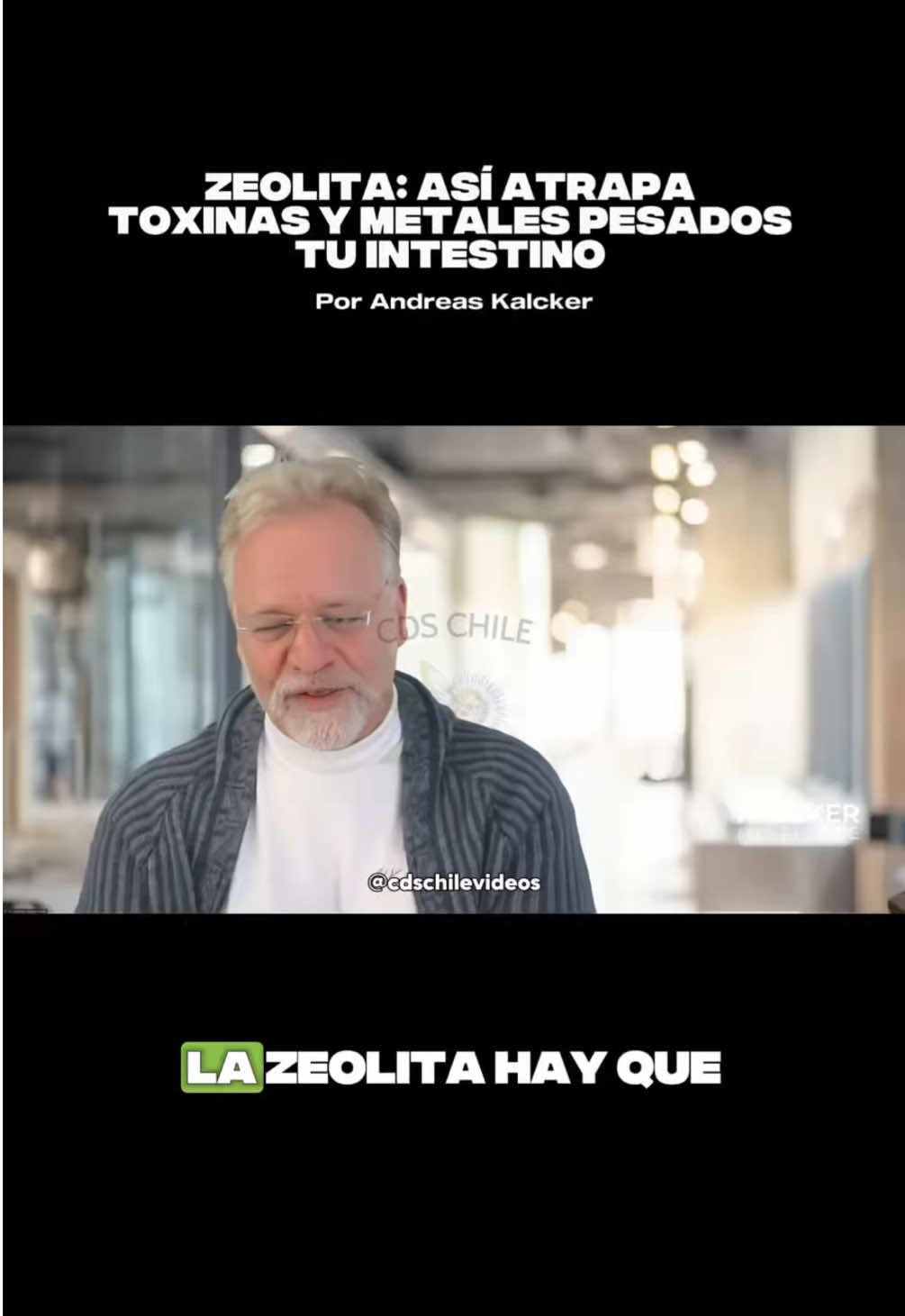 La zeolita: la esponja natural de tu cuerpo 🔬 Bajo el microscopio, la zeolita parece llena de huequecitos como una esponja microscópica. 👉🏻 Estas cavidades atrapan toxinas y metales pesados, ayudando a que se eliminen del cuerpo de forma natural. 📌 Importante: tanto la zeolita como la tierra de diatomeas actúan solo en el intestino. ❌ No pasan a la sangre. ✅ Pero al limpiar el tracto intestinal, reducen la carga tóxica que llega al organismo. 💧 Y combinada con el CDS, que oxigena y depura desde la sangre, forman un equipo perfecto para desintoxicar tu cuerpo y recuperar tu equilibrio natural. Una limpia desde dentro del intestino, la otra desde la sangre 🌱