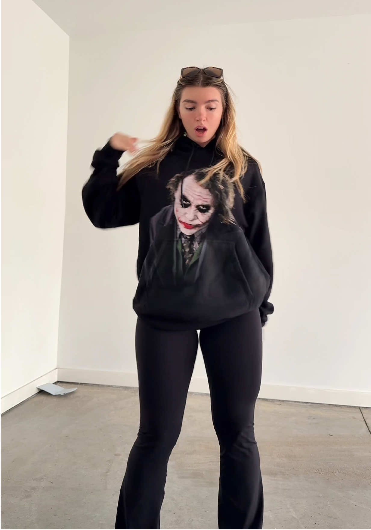 Why so serious? #dance #xyzbca #bodycon #viralvideo #fashion  