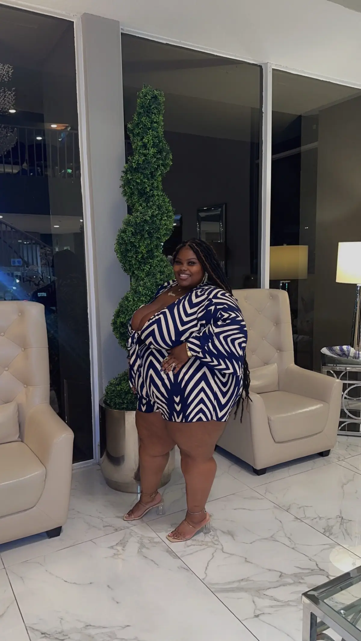 I know some wanted the pics and some don’t but I ate this look 👀 down  #sheincurve #birthdaybehavior #audacity #virgo♍️ #missfourtunate @SHEIN 