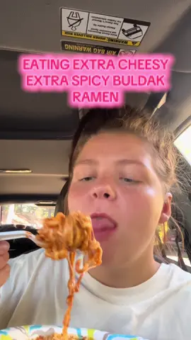 Might’ve been a little too much cheese🤣❤️ so juicy @Buldak #buldak #buldakramen #mukbang #asmr #spicynoodles 