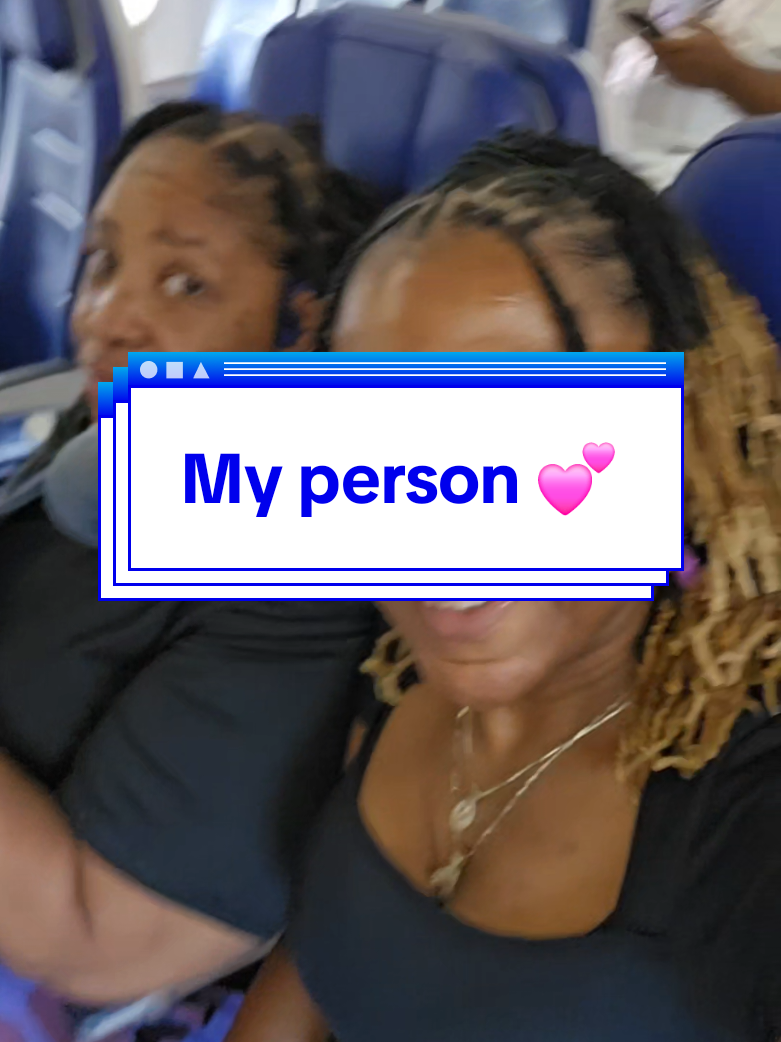 This is what I want to do for the rest of my life. @DisTraq'd❌  #foundmyperson  #lockedinforlife  #morethanfriends 