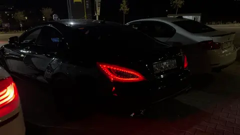 #w218 #mercedes #banan #cls63 