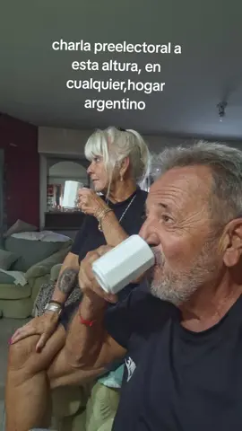 a quien votarías??#🤫🤫 #😂😂 #parati #viejitosentiktok 