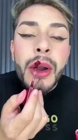 QICIY Matte Lip Gloss – Caneta de Tatuagem Labial 💋 ✅ Efeito de contorno natural super definido ✨ ✅ Longa duração e à prova d’água 🌊 ✅ Fácil de aplicar e também removível 🚀 ✅ Ideal para lábios perfeitos o dia todo 😍 💰 Achadinho incrível na Shopee com preço que você vai amar! 👉 Garanta já o seu no link da bio 🔗 #ShopeeAchadinhos #Beleza #LipGloss #ShopeeAfiliados