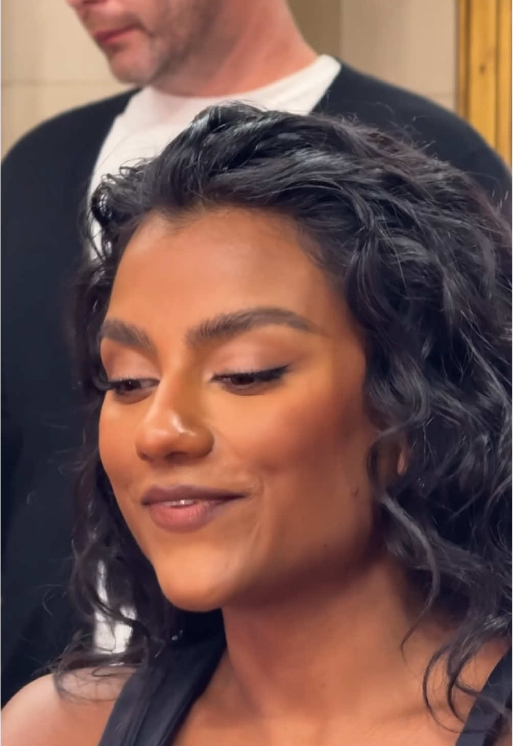 A sneak peek at #simoneashley look before #ledefilelorealparis 💫 #lorealparis #parisfashionweek 