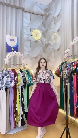 New dress cantik 🥰 #tiktoklive #livehighlights #dresscantik #kucinggemoy 