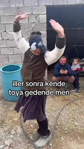 @💙777_zaira_77💙 @F A Z O @🇦🇿  XeyyaM  🇹🇷 @A R I F #dans #danse #dansshow #dansktiktok #dansk 