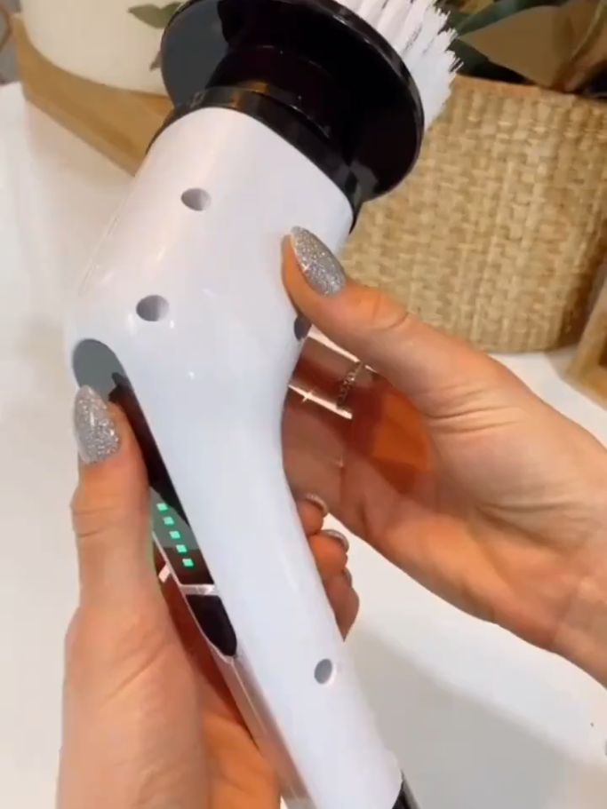 Excelente aliada na hora da faxina, não perca tempo e adquira já a sua é só clicar no link #limpeza #faxina #promocao 