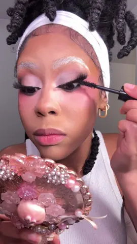 not exactly but close enough🙂‍↕️ #makeuptutorial #blush