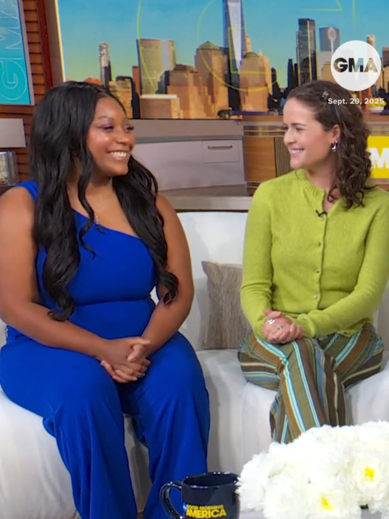 @kelley.heyer and @keke.janajah, the TikTokers responsible for the viral Megan Thee Stallion “Savage” dance and Charli XCX’s “Apple” dance, share how their iconic dances came to life. #savage #savagechallenge #appledance #applechallenge #tiktokdance