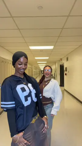 2000s day!! #fyp #fit #spiritweek #hijabis #aydenwest 