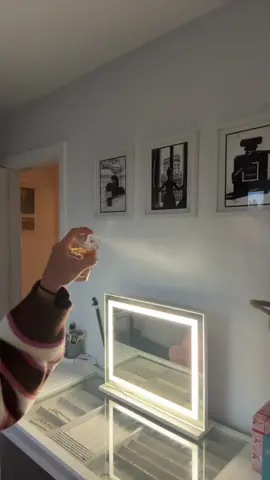 I love nothing more than a fresh room !!  #transition #roomclean #makeover #fyp #blowup? 