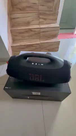 bombox 4 tocando forte 🎧👑#jbl #som #bombox4 #waaw #sabala 