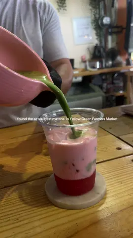 @Miami Ice Specialty Cold Brew did their biggggg one with this strawberry matcha 🤩🩷 #miami #matcha #yellowgreenfarmersmarket #farmersmarket #fyp 