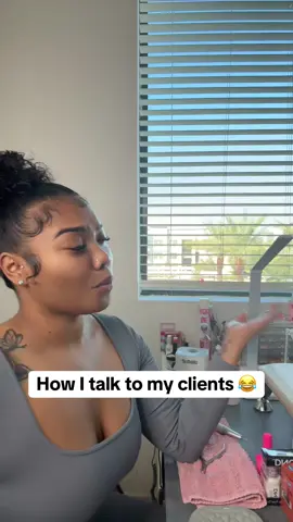 My clients already know 😭😂 I’m the therapist and nail tech! I talk to all of them like they my best friend nothing gets held back! #fypシ #foryoupage #nailart #aznailtech #aznails 
