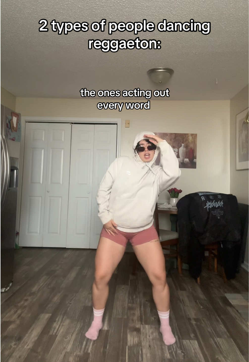 Which one are you? 😆 I’m usually the second one but the first one if I don’t know the song. Credit: @Miguelito Perú  #reggaeton #humor #comedy #latina 