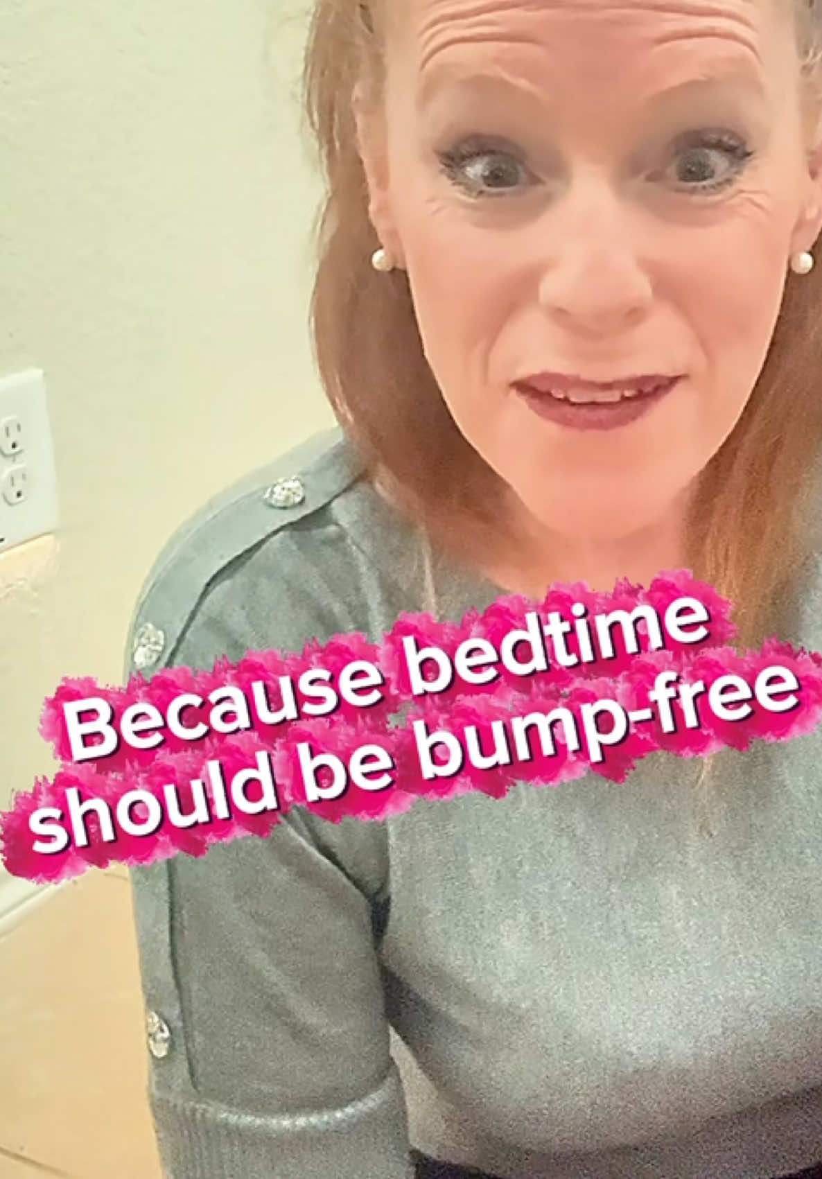 Automatic nightlight is a great safety feature without the bulky light extending from the outlet. #SafeSteps #ParentingHacks #PetFriendlyHome #NightLightSafety #PeaceOfMind @snappower 