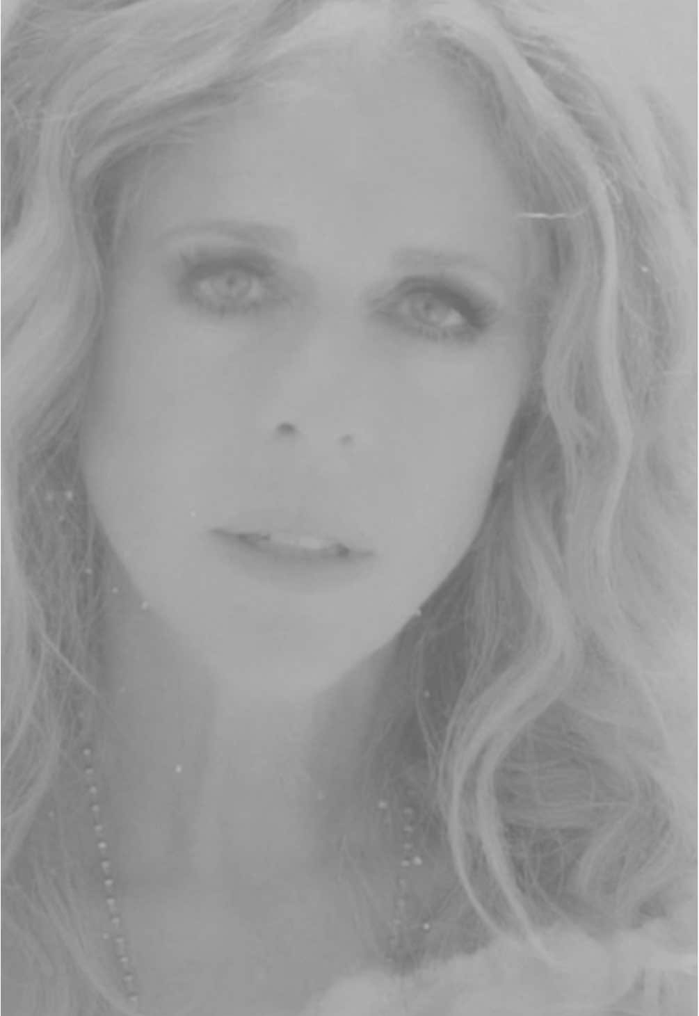 Seven years ago, my 3rd album 'Bigger Picture' made its way into the world! 🤍 This collection of songs will always hold such a special place in my heart, and I’m so proud to have created and shared it with you. Do you have a favorite song from the record? I’d love to hear in the comments! 