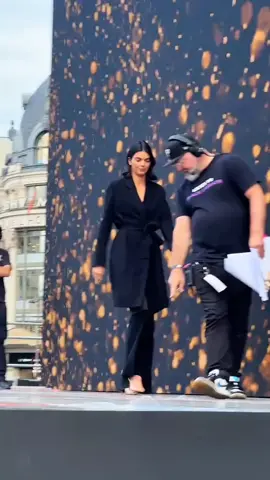 Kendall is getting ready for tonight 🖤 #kendalljenner #fyp 