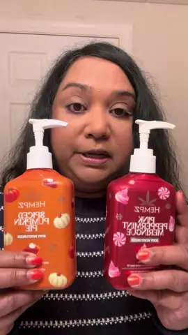 Hi guys! I got these two holiday scents by @Hempz They are in spiced pumpkin pie and pink peppermint meringue. They smell amazing!! 😃 #hempzlotion #hempz #spicedpumpkinpie #peppermint #bodylotion