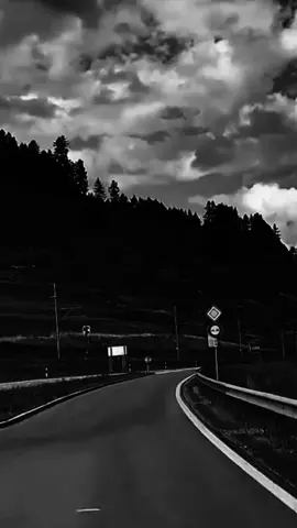 متعوب يهل الروح بيا جروح تلجمني 💔🥺 #muhama__1_  #viral #foryou #fypシ #fyp 