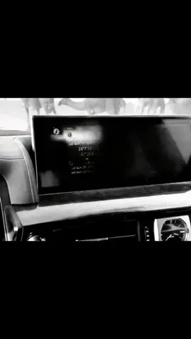 والحب ماهو حرام بنصّ قرانِي محرمٍ بالهجّر والوصل تحليله وأنا متيم وفاقد نصفي الثانِي مشف ن لزوله ومشتاق لمداهيله .#سفر_الدغيلبي_خالد_آل_بريك #fy #explore 